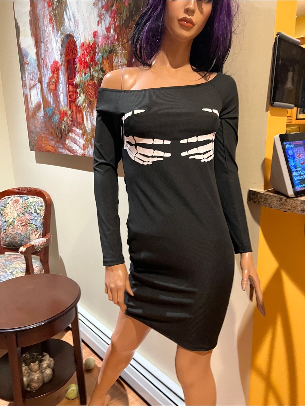 Black Long-Sleeve Bodycon mini S Dress with White Skeleton Hands Print nwt